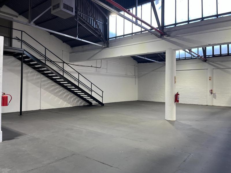 To Let Commercial Property for Rent in Paarden Eiland Western Cape